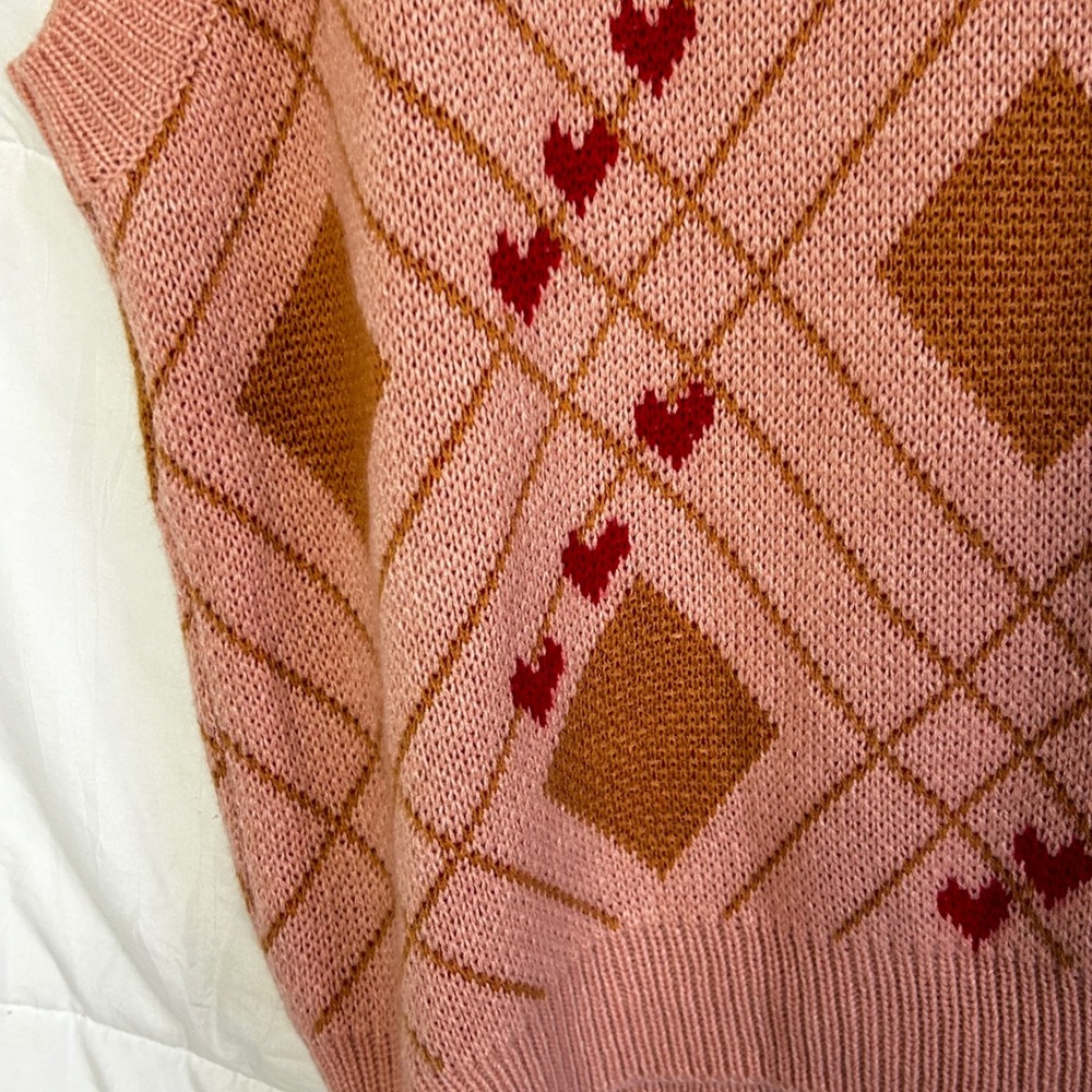 SHEIN CURVE Pink Argyle Heart Sweater Vest 1XL Knit V‎ Neck Sleeveless - Picture 5 of 8